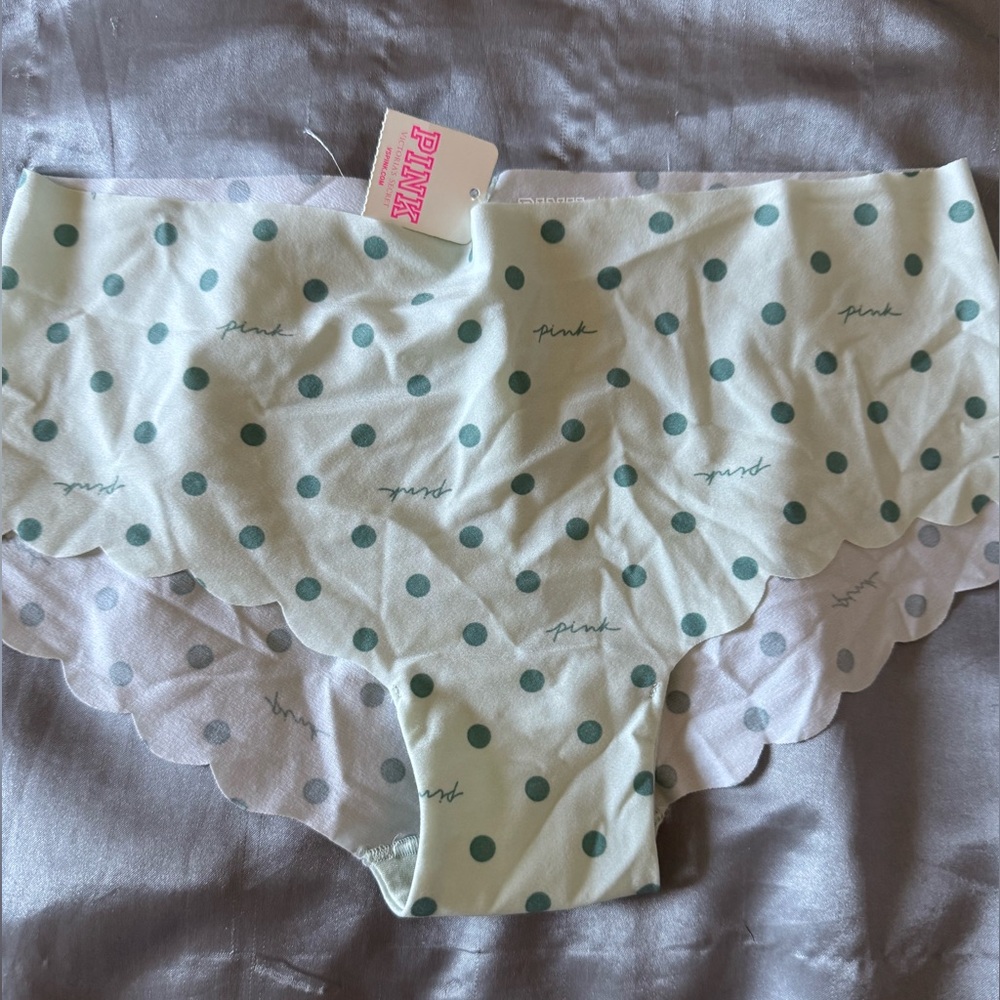 PINK Victoria’s Secret playful polka dots Scallop Design panty - NWT - Size S